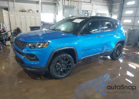 2022 Jeep Compass Altitude 4X4 from USA, damaged, VIN 3C4NJDBB9NT184745